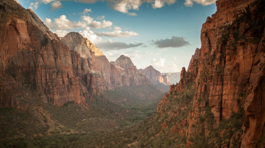 Red rock mountains in Zion National Park